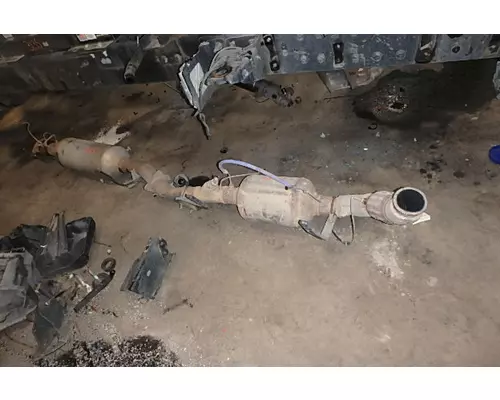 INTERNATIONAL CV515 Muffler