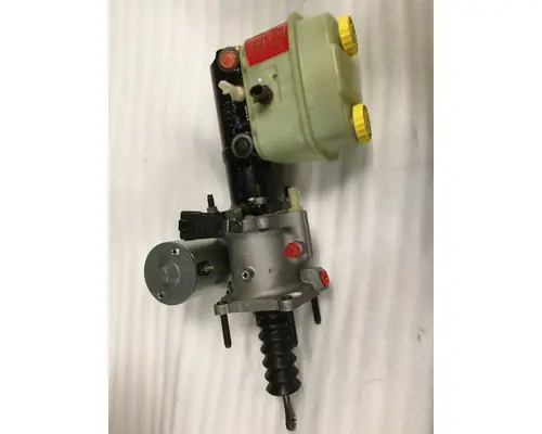 INTERNATIONAL CV Brake Master Cylinder
