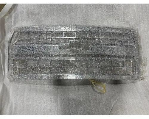 INTERNATIONAL CV Grille