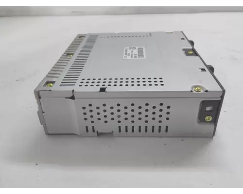INTERNATIONAL CV Radio