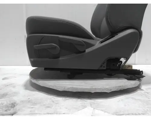 INTERNATIONAL CV Seat, Front