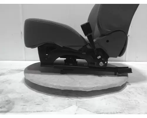 INTERNATIONAL CV Seat, Front