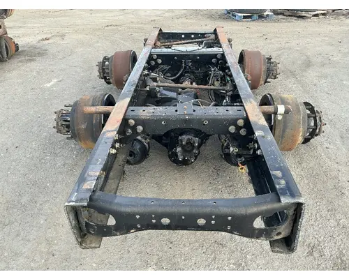 INTERNATIONAL Corporate Air/IROS Cutoff Tandem Axle