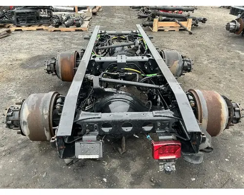 INTERNATIONAL Corporate Air/IROS Tandem Cutoffs