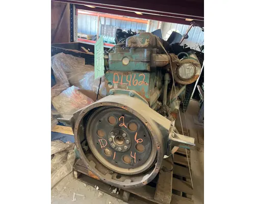 INTERNATIONAL DT 466A ENGINE ASSEMBLY