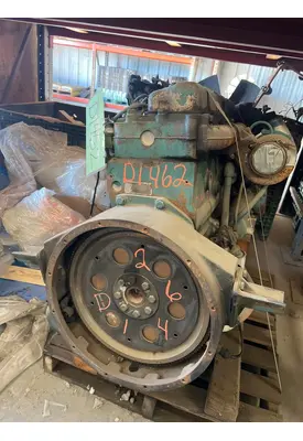 INTERNATIONAL DT 466A ENGINE ASSEMBLY