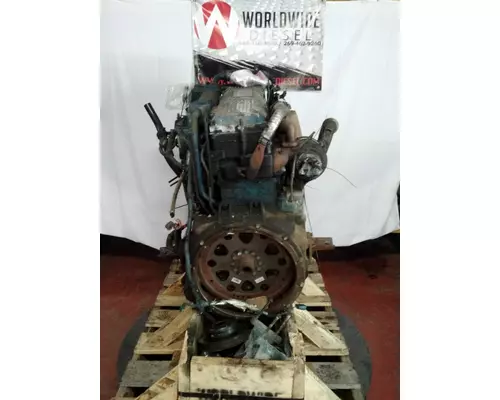 INTERNATIONAL DT 466A Engine Assembly