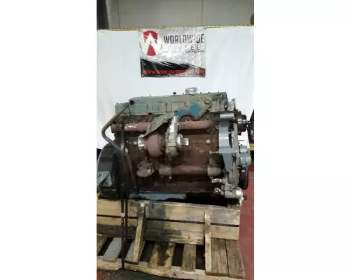 INTERNATIONAL DT 466A Engine Assembly