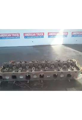 INTERNATIONAL DT 466C Cylinder Head