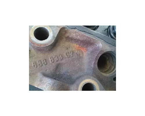 INTERNATIONAL DT 466C Cylinder Head