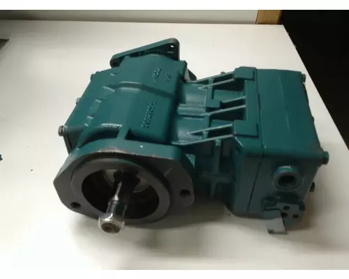 INTERNATIONAL DT 466E Air Compressor