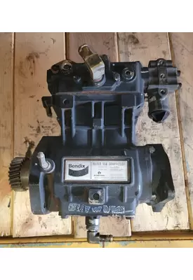 INTERNATIONAL DT 466E Air Compressor