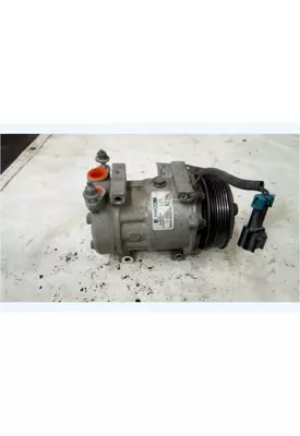 INTERNATIONAL DT 466E Air Conditioner Compressor