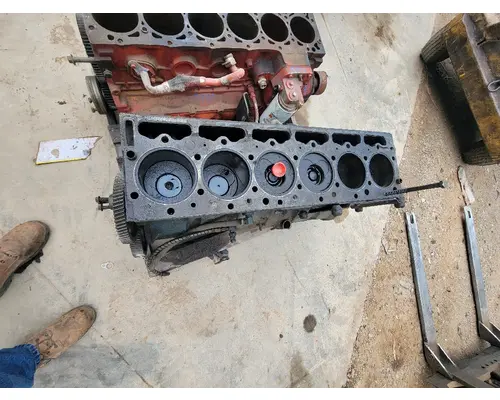 INTERNATIONAL DT 466E Camshaft