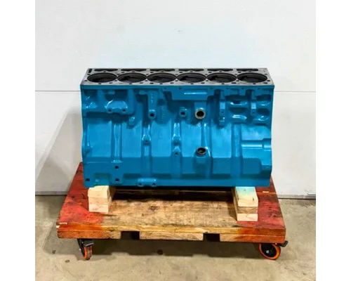 INTERNATIONAL DT 466E Cylinder Block