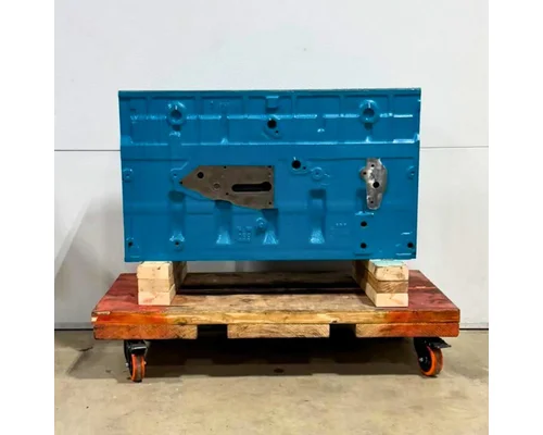 INTERNATIONAL DT 466E Cylinder Block