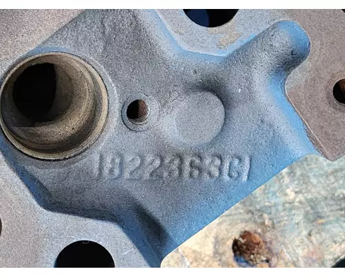 INTERNATIONAL DT 466E Cylinder Head