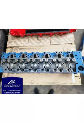 INTERNATIONAL DT 466E Cylinder Head