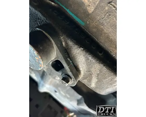 INTERNATIONAL DT 466E Cylinder Head