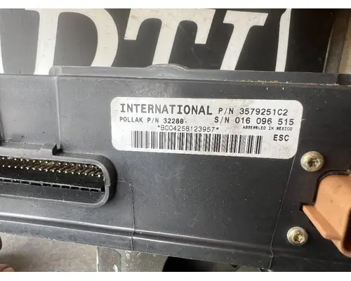 INTERNATIONAL DT 466E ECM