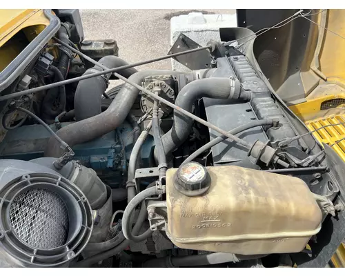INTERNATIONAL DT 466E Engine Assembly (CORE)