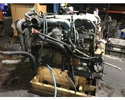 INTERNATIONAL DT 466E Engine Assembly