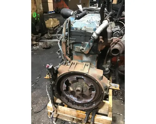 INTERNATIONAL DT 466E Engine Assembly