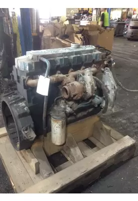 INTERNATIONAL DT 466E Engine Assembly