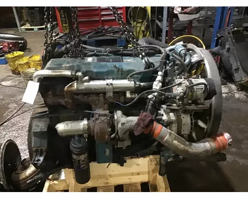 INTERNATIONAL DT 466E Engine Assembly