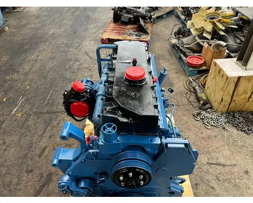 INTERNATIONAL DT 466E Engine Assembly