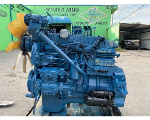 INTERNATIONAL DT 466E Engine Assembly