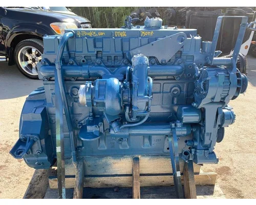 INTERNATIONAL DT 466E Engine Assembly