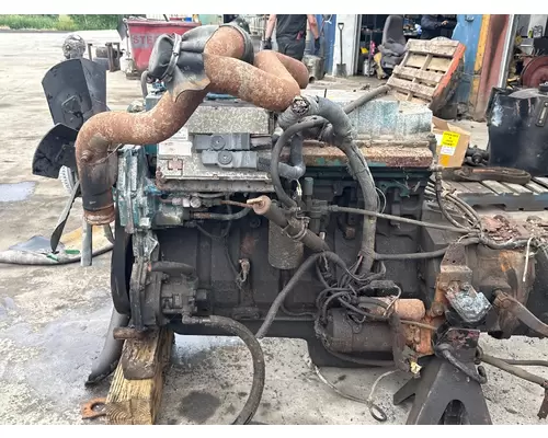 INTERNATIONAL DT 466E Engine Assembly
