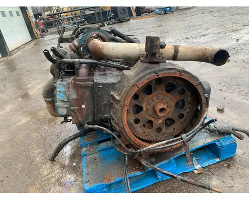 INTERNATIONAL DT 466E Engine Assembly