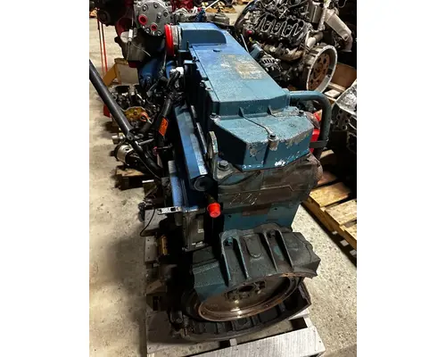 INTERNATIONAL DT 466E Engine Assembly