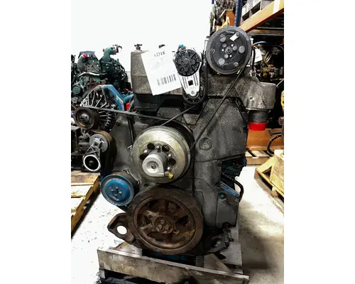 INTERNATIONAL DT 466E Engine Assembly