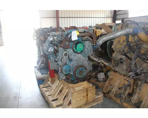 INTERNATIONAL DT 466E Engine Assembly