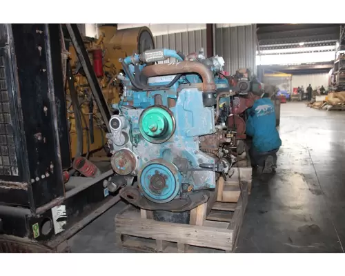 INTERNATIONAL DT 466E Engine Assembly