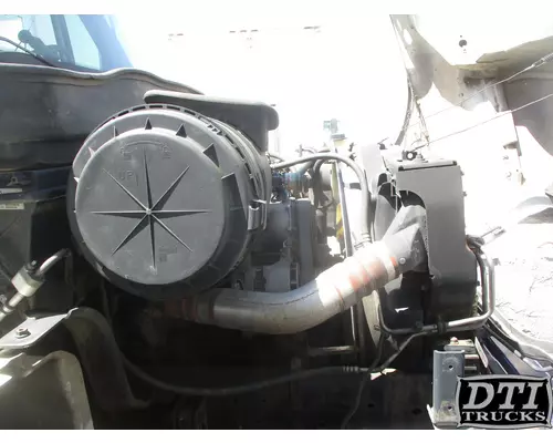 INTERNATIONAL DT 466E Engine Assembly