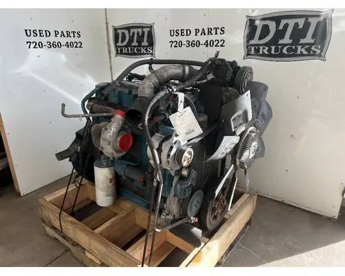 INTERNATIONAL DT 466E Engine Assembly