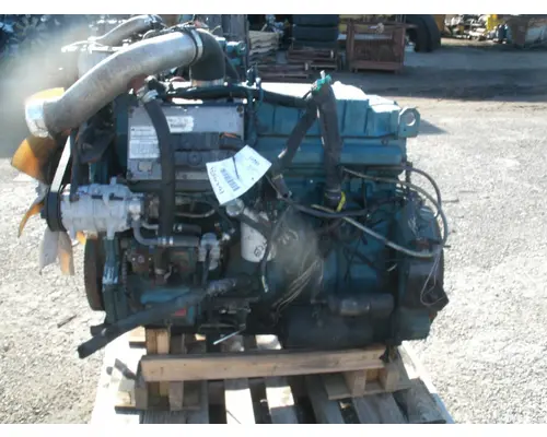 INTERNATIONAL DT 466E Engine Assembly