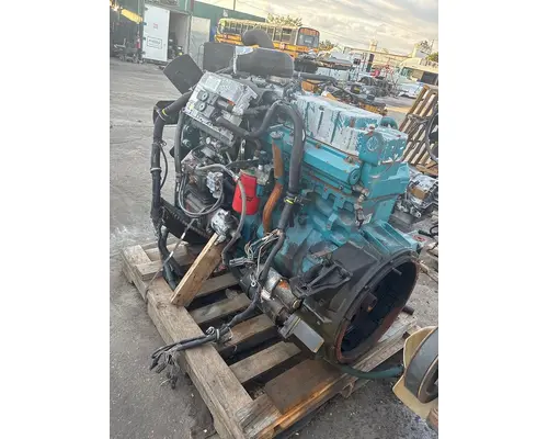 INTERNATIONAL DT 466E Engine Assembly