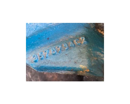 INTERNATIONAL DT 466E Engine Mounts