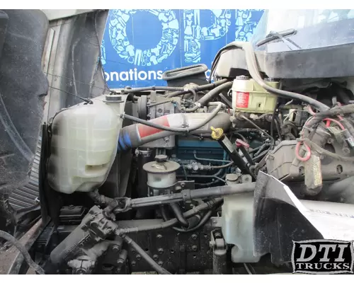 INTERNATIONAL DT 466E Engine Oil Cooler