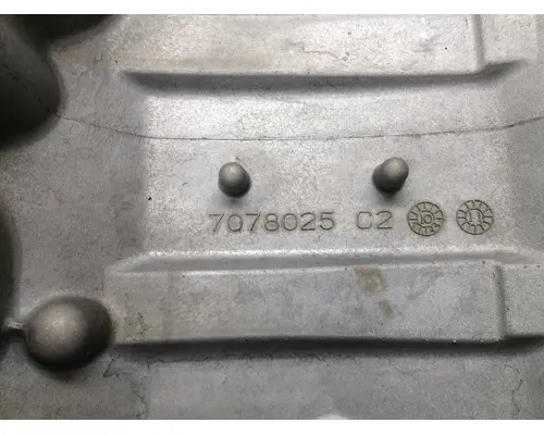 INTERNATIONAL DT 466E Engine Valve Cover