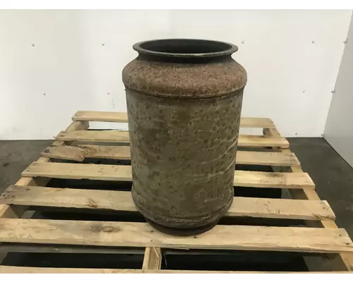 INTERNATIONAL DT 466E Exhaust DPF Assembly