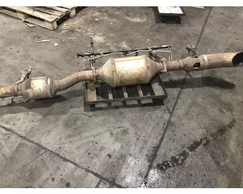 INTERNATIONAL DT 466E Exhaust DPF Assembly