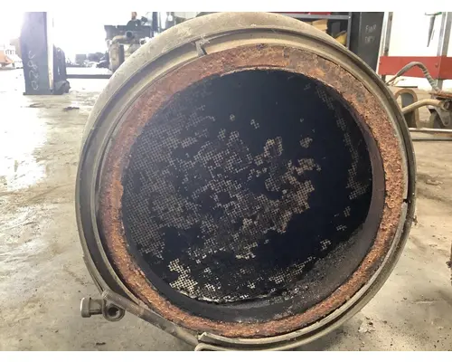 INTERNATIONAL DT 466E Exhaust DPF Assembly