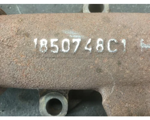 INTERNATIONAL DT 466E Exhaust Manifold