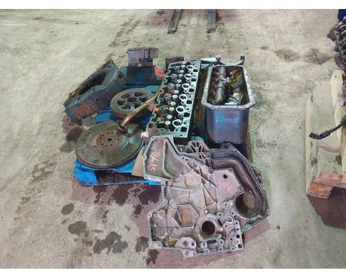 INTERNATIONAL DT 466E Exhaust Manifold